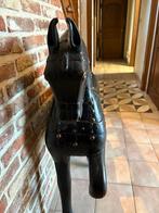 Cheval en bois, Enlèvement