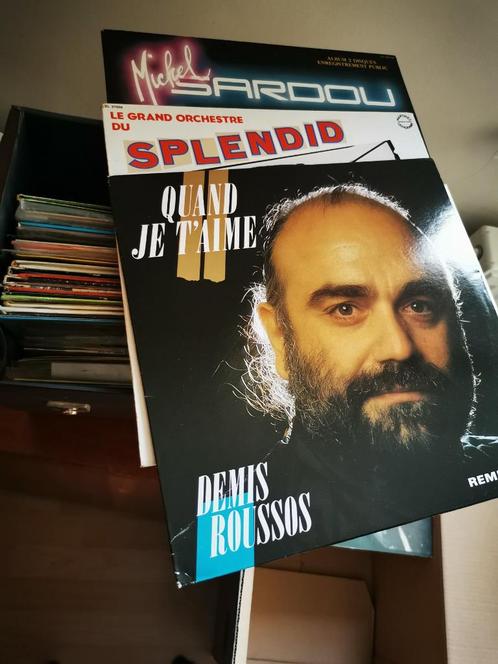 Divers 33t et 45t dans un coffret, Cd's en Dvd's, Vinyl | Overige Vinyl, Ophalen