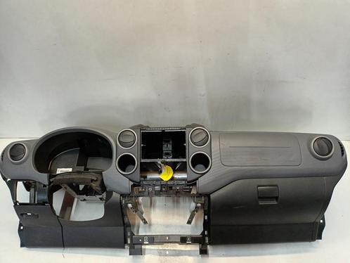 DASHBOARD Peugeot Partner (GC / GF / GG / GJ / GK), Auto-onderdelen, Dashboard en Schakelaars, Peugeot, Gebruikt