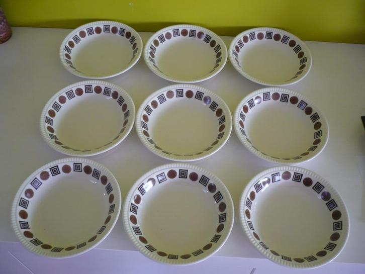 9 vintage diepe borden Boch delta Toledo, Antiek en Kunst, Antiek | Servies los, Ophalen of Verzenden