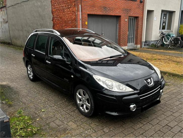 Peugeot 307 1.6 essence automatique 150dkm à vendre, Autos, Peugeot, Particulier, ABS, Airbags, Air conditionné, Bluetooth, Feux de virage