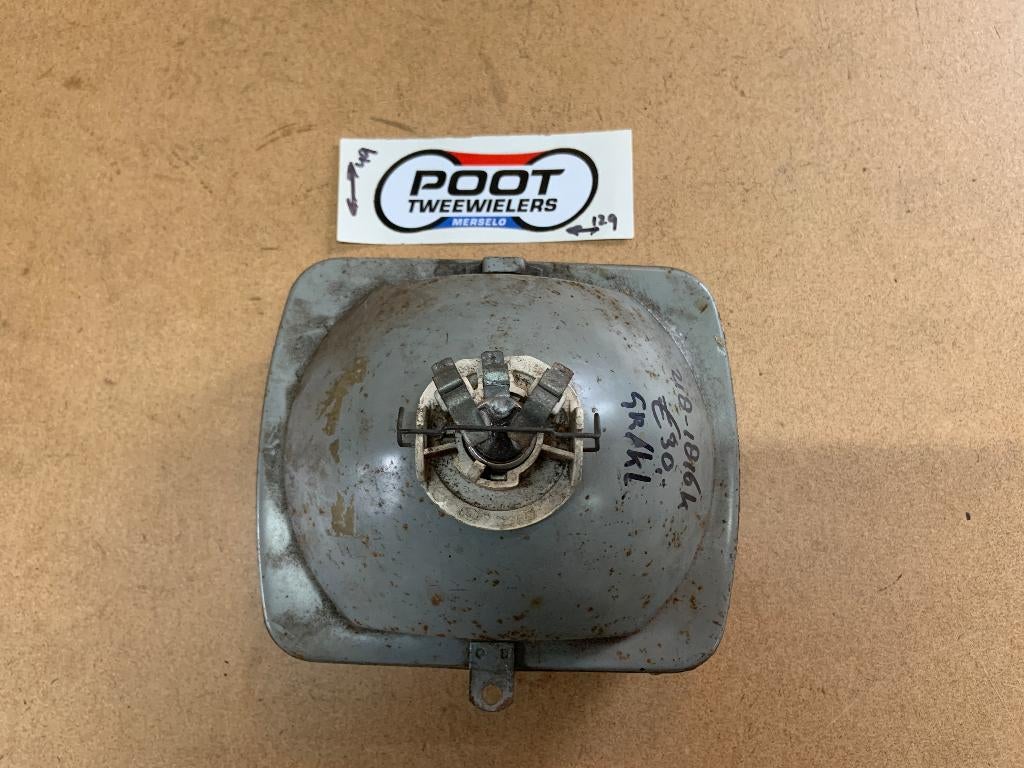 Phare avant carré HELLA., Vélos & Vélomoteurs, Pièces de cyclomoteur | Oldtimers & Ancêtres, Utilisé, Autres marques, Phare, Enlèvement