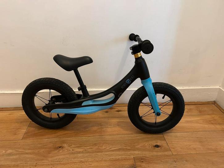 Draisienne Rebel Kidz noir/bleu, Vélos & Vélomoteurs, Vélos | Vélos pour enfant, Comme neuf, Enlèvement