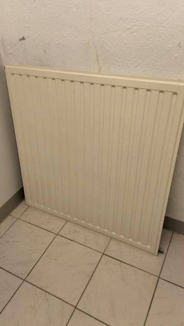 Radiator H900 B900 T11 wit beschikbaar voor biedingen