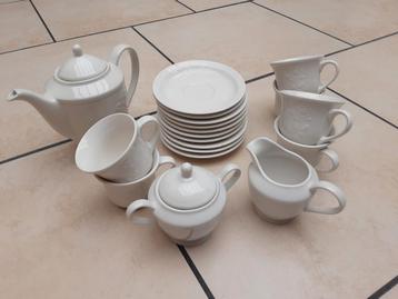 Koffie servies beschikbaar voor biedingen