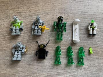 11 minifig Lego Alien / Robot - zie omschrijving beschikbaar voor biedingen