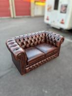Nieuwe Chesterfield 2-zitsbank, Huis en Inrichting, Zetels | Complete zithoeken, Ophalen of Verzenden, Nieuw, Leer, Anglais