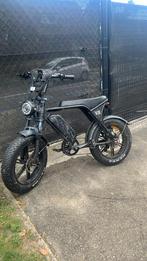 Fatbike v8, Ophalen, Zo goed als nieuw, 50 km per accu of meer