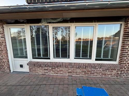 Raamkozijn met deur, Doe-het-zelf en Bouw, Raamkozijnen en Schuifdeuren, Gebruikt, Raamkozijn, Kunststof, Inclusief glas, Ophalen