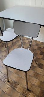 Vintage tafeltje met twee stoelen, Huis en Inrichting, Tafels | Eettafels, Ophalen