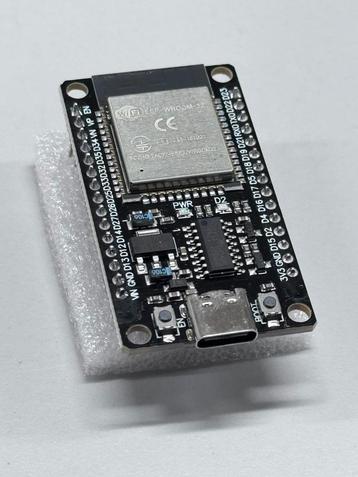 WIFI Bluetooth module 2AC7Z-ESP32WROOM32 wroom 32 211-161007 beschikbaar voor biedingen