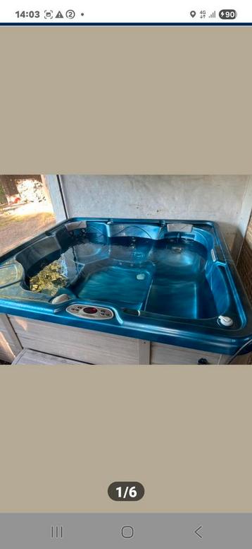 Jacuzzi gratis geleverd geplaatst  1j garantie beschikbaar voor biedingen