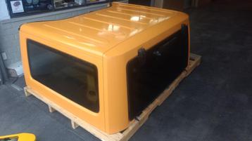 Hardtop Jeep Wrangler JK 2-portes sans les panneaux avant