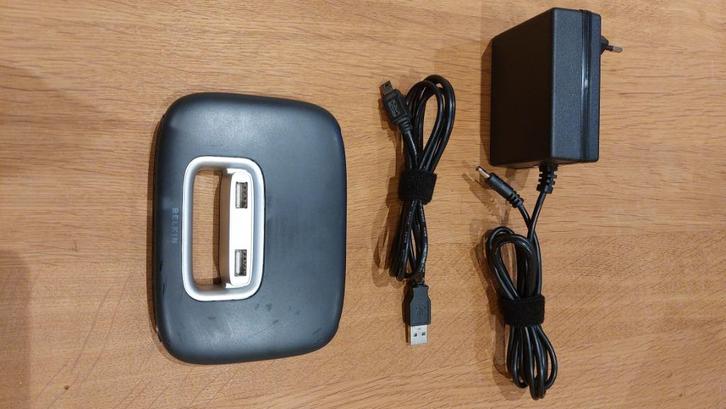 Hub 7 port Hi-Speed USB 2.0 Belkin F5U237, Computers en Software, Pc- en Netwerkkabels, Gebruikt, Ophalen