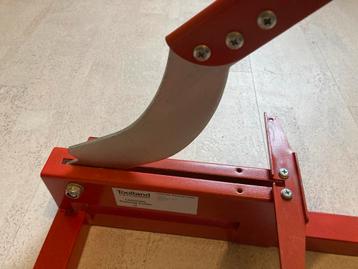 Laminaat snijder. beschikbaar voor biedingen