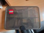 Legodoos met transparante grijze vakken, Kinderen en Baby's, Speelgoed | Duplo en Lego, Ophalen of Verzenden, Zo goed als nieuw