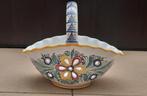 mandje keramiek majolica Slovenië, Antiek en Kunst, Ophalen