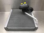 AIRCOVERDAMPER Kia Stonic (YB) (01-2017/-), Auto-onderdelen, Gebruikt, Kia