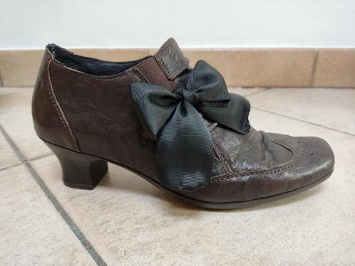 Bruine laarsjes met hak van Rieker, maat 39, Kleding | Dames, Schoenen, Gedragen, Pumps, Bruin, Ophalen of Verzenden