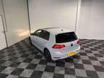 Volkswagen Golf 1.0 TSI DSG AUTOMATIQUE R-LINE bj. 2018 Pano, Auto's, Volkswagen, Automaat, Gebruikt, 1236 kg, Wit