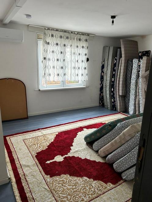 Ruime gezinswoning in Deurne te koop, Immo, Huizen en Appartementen te koop, Antwerpen (stad), 200 tot 500 m², Tussenwoning, B