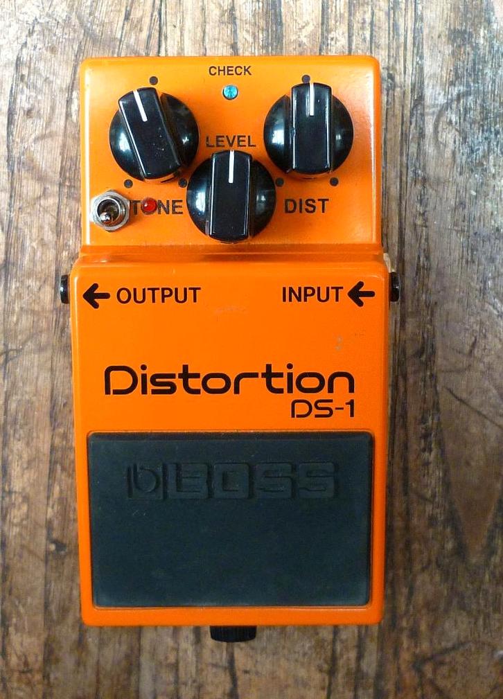 Boss DS-1 Keeley mod, Musique & Instruments, Effets, Utilisé, Distortion, Overdrive ou Fuzz, Enlèvement ou Envoi
