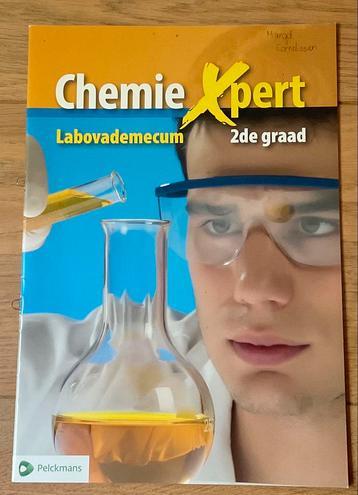 Chemie Xpert - Labovademecum, 2de graad beschikbaar voor biedingen