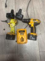 De walt accuubormachine& slagschroevendraaier, Doe-het-zelf en Bouw, Gereedschap | Boormachines, Ophalen, Gebruikt, Boor- en Schroefmachine