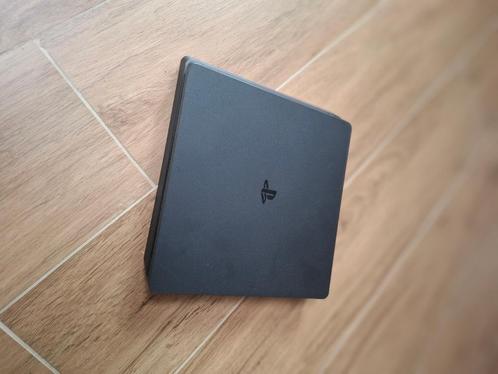 Playstation 4 slim disc versie met accesoires en games, Games en Spelcomputers, Games | Sony PlayStation 4, Gebruikt, Vanaf 12 jaar