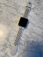 Apple Watch série 3 42 mm, Bijoux, Sacs & Beauté, Enlèvement ou Envoi, Blanc