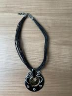 Halsketting, Handtassen en Accessoires, Kettingen, Ophalen, Zo goed als nieuw, Zwart, Kunststof