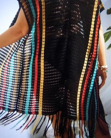 Nieuwe strandkimono, gileetje beschikbaar voor biedingen
