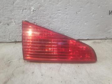 ACHTERLICHT LINKS ACHTERKLEP Peugeot 607 (9D / U) beschikbaar voor biedingen