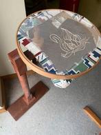 Borduur tafeltje, Hobby en Vrije tijd, Naaien en Fournituren, Ophalen, Zo goed als nieuw