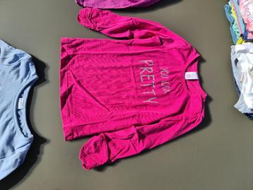 rood t-shirt 92 beschikbaar voor biedingen