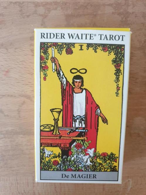 Edward Waite - Rider Waite Tarot - standaardeditie, Livres, Ésotérisme & Spiritualité, Comme neuf, Enlèvement ou Envoi