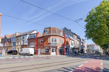 Handelszaak mét duplex appartement te koop –  eigenaar beschikbaar voor biedingen