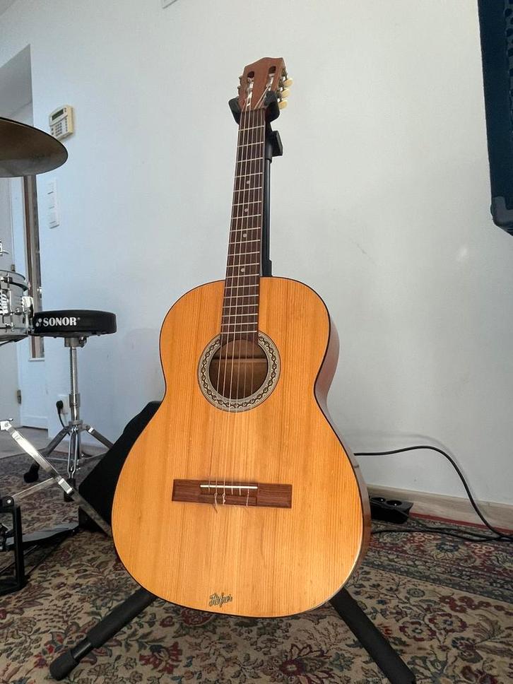 Höfner vintage jaren 70 klassieke/concert gitaar, Musique & Instruments, Instruments à corde | Guitares | Acoustiques, Utilisé