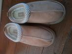 Nieuwe Beige uggs pantoffels maat 39, Kleding | Dames, Schoenen, Ophalen, Zo goed als nieuw, Beige