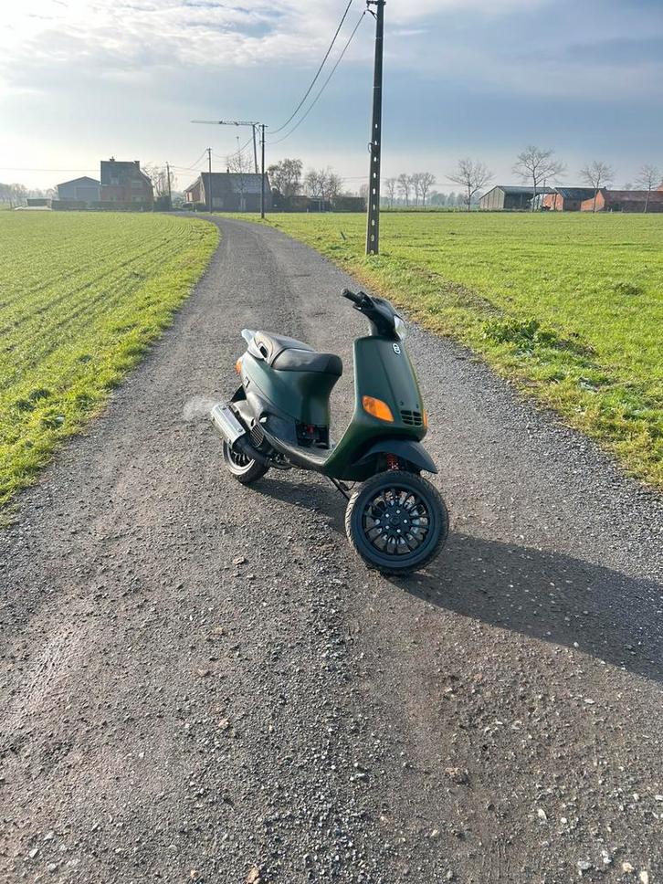 Piaggio zip type 3 150cc a klasse, Fietsen en Brommers, Snorfietsen en Snorscooters, Zo goed als nieuw, Piaggio, Ophalen