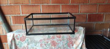 Aquarium l 50x b 30x h 18 beschikbaar voor biedingen