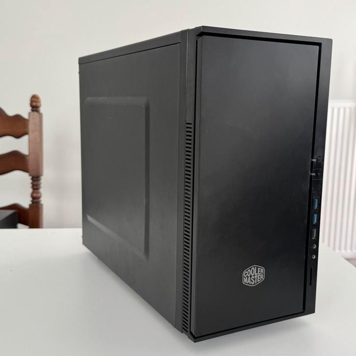 Cooler Master Silencio 352, Computers en Software, Computerbehuizingen, Gebruikt, Ophalen