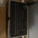 Synthétiseur de bureau Roland SH-4d Groovebox, Enlèvement ou Envoi, Comme neuf