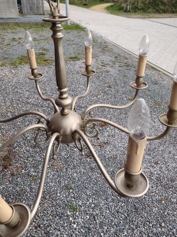 luster beschikbaar voor biedingen