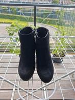 Korte laarsjes maat 37, Kleding | Dames, Ophalen of Verzenden, Gedragen