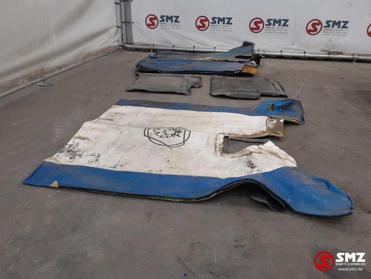 Occ set vloermatten Scania, Auto-onderdelen, Vrachtwagen-onderdelen, Scania, Interieur en Bekleding, Gebruikt