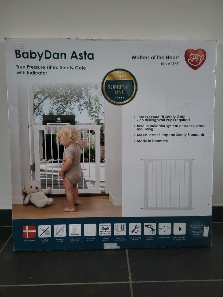 NIEUW Deurhekje (BabyDan Asta), Kinderen en Baby's, Traphekjes, Nieuw, Klemhekje, Metaal of IJzer, minder dan 100 cm, Ophalen