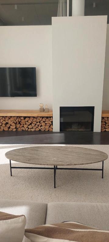 Salontafel 140x65cm beschikbaar voor biedingen