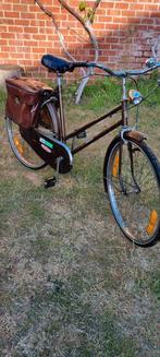 Dames antik fiets BATAVUS 28.inch met sloten, Ophalen of Verzenden