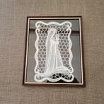 Ingekaderd kantwerk van Madonna met Kind, Ophalen of Verzenden